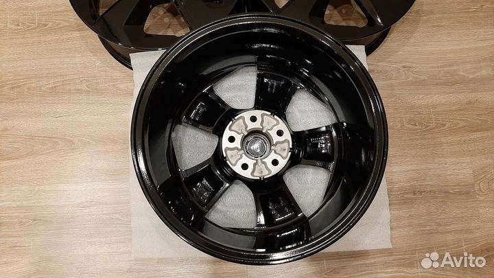 Оригинальные диски Nissan Qashqai 3 R17 комплект