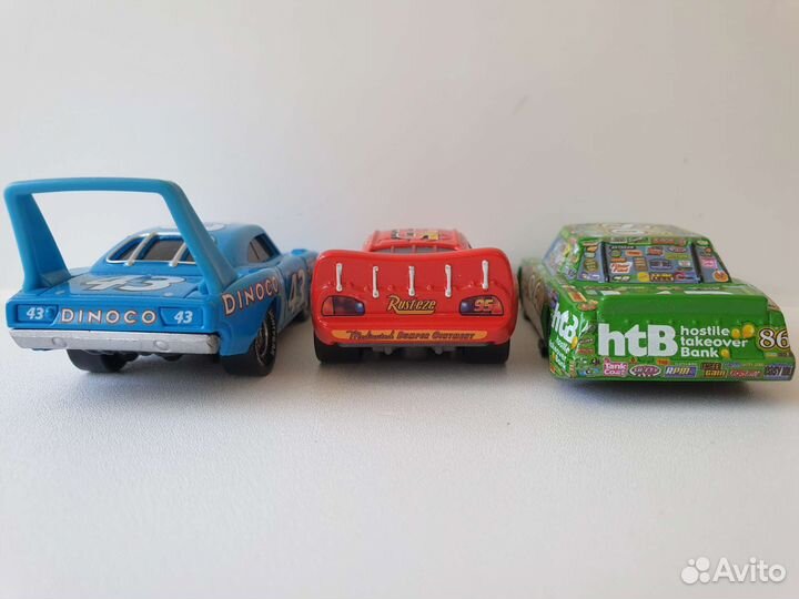 Машинки из мультфильма тачки
