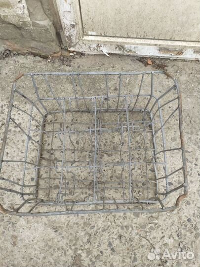 Ящик металлический для молочных бутылок СССР