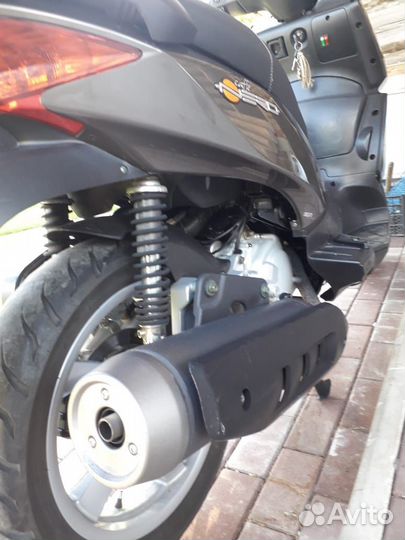 Макси скутер