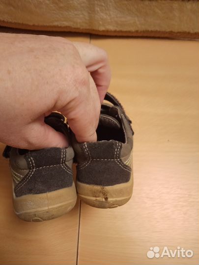 Полуботинки, 22