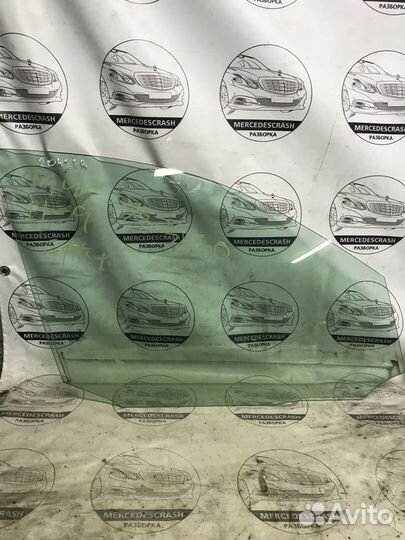 Стекло передней правой двери Mercedes W204 C 2007