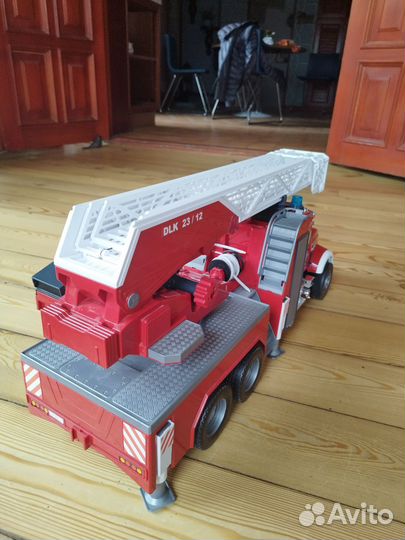 Пожарная машина bruder большая