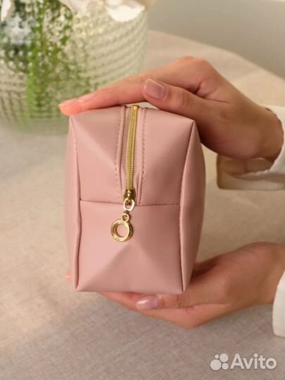 Косметичка новая для косметики