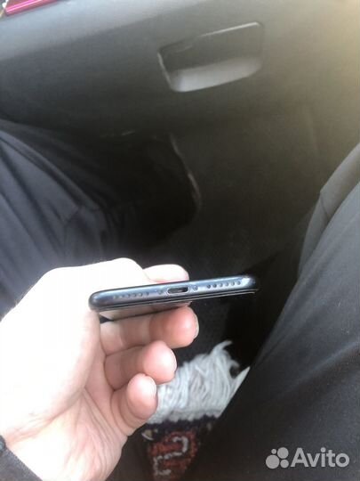 iPhone 7, 32 ГБ