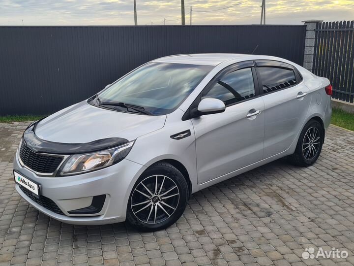 Kia Rio 1.4 AT, 2015, 141 500 км