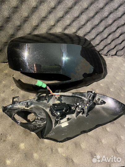 Lexus Lx570 корпус правого зеркала