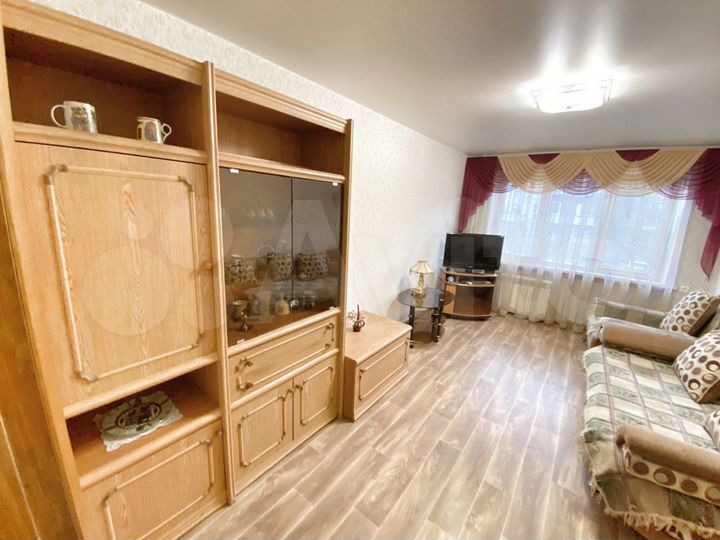 2-к. квартира, 43 м², 2/5 эт.