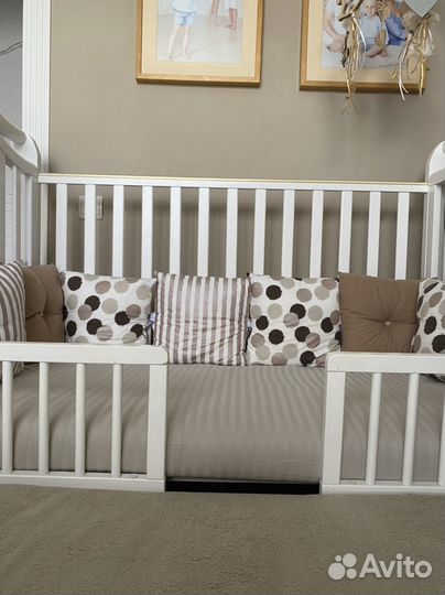 Детская кроватка+комод с пеленальным столом