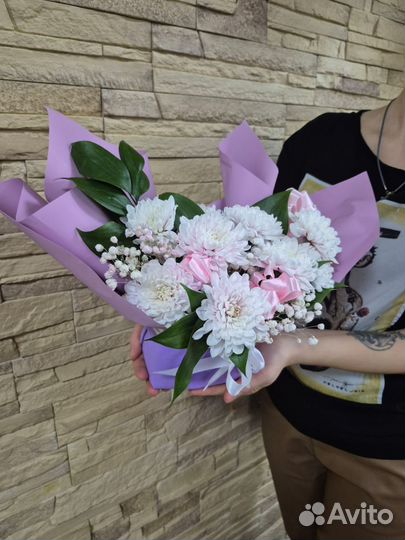 Букет цветов из хризантем, композиция