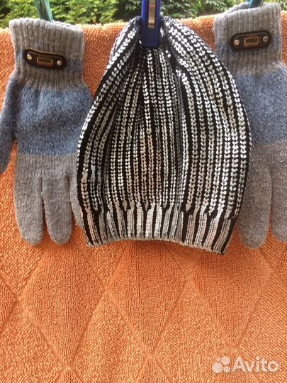 Шапочка и перчатки комплект