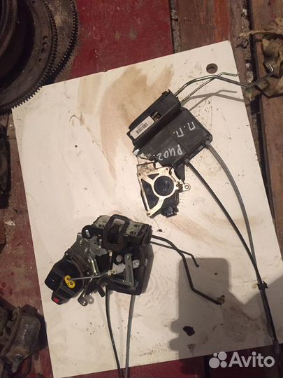 Замок двери Kia Rio 2