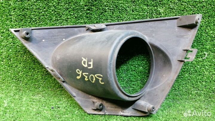 Рамка противотуманной фары Ssangyong Actyon Правая