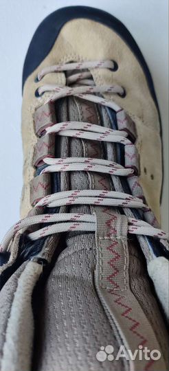 Трекинговые ботинки женские salomon