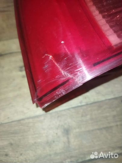 Фонарь правый Renault Logan