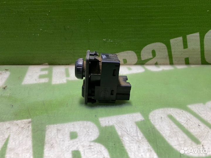 Блок управления зеркалами Nissan March K11 CGA3DE