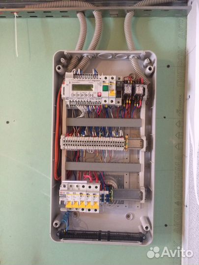 Услуги: электрика,сантехника,отопление,автоматика