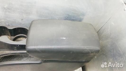 Подлокотник центральный nissan qashqai J10 (80D12I