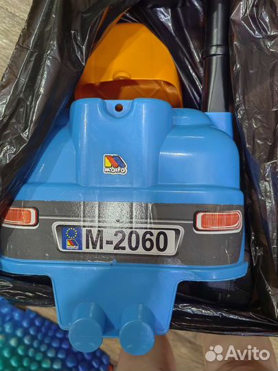 Детская машинка каталка molto