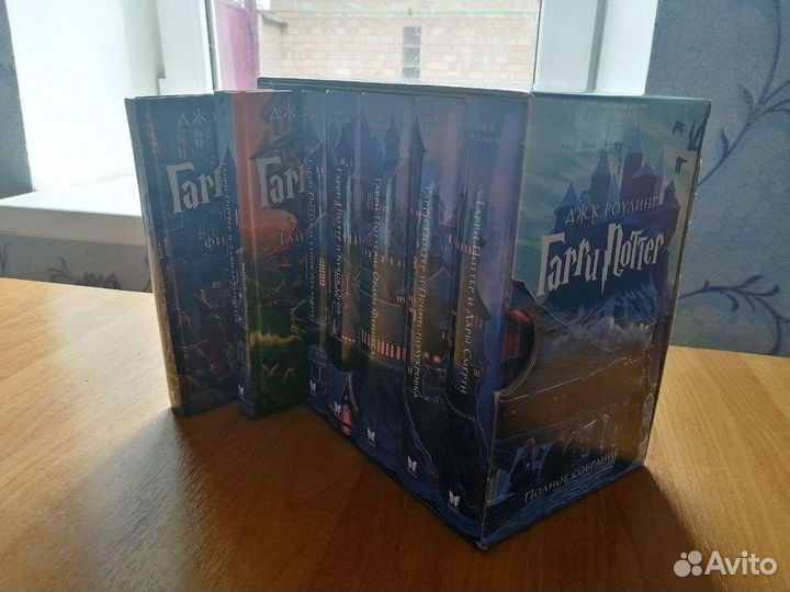 Комплект книг 