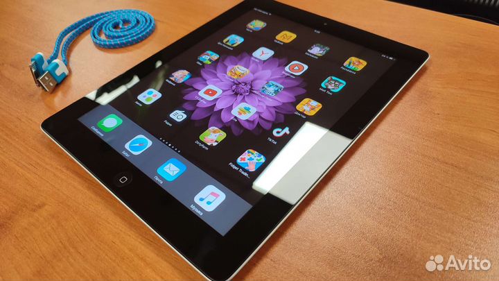 iPad 2 64gb с Сим-картой #152