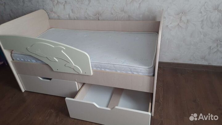 Детская кровать от 3 лет с бортиками