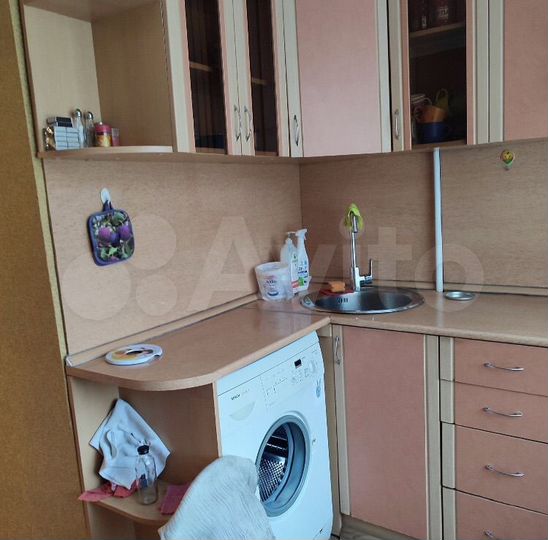 2-к. квартира, 50 м², 4/9 эт.