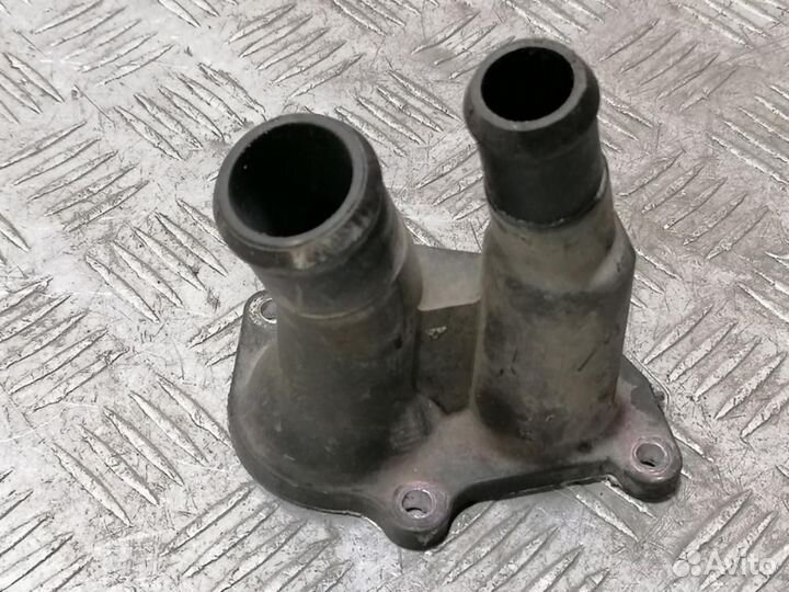 Корпус термостата Ford Fusion 2002-2012