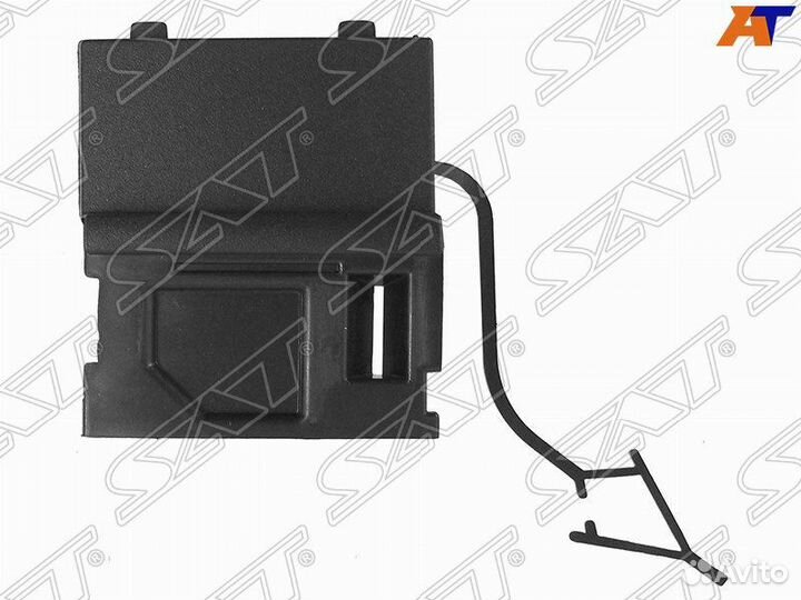 Заглушка в бампер VW touareg 15-18 RH под крюк ST