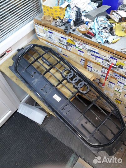 Ауди ку8 решетка радиатора Q8 18-22