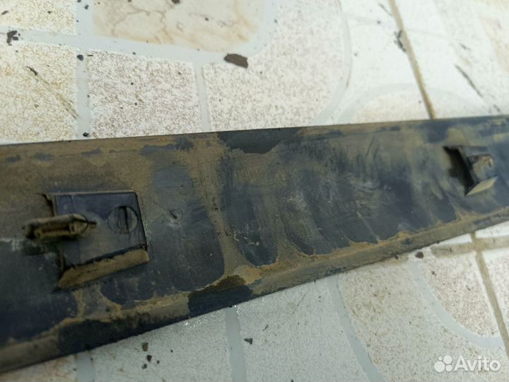 Молдинг двери задней правой Peugeot 307