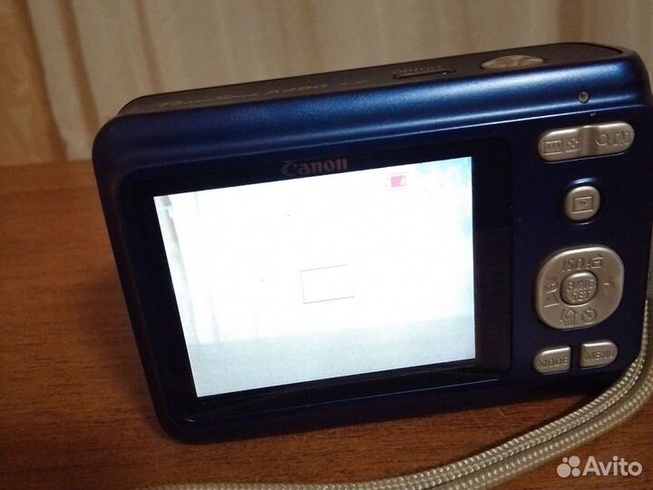 Компактный фотоаппарат canon