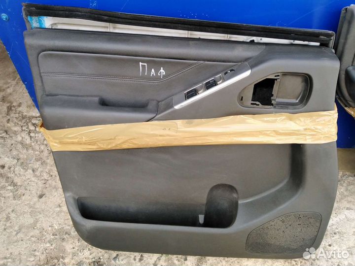 Обшивки задние кожа Nissan Pathfinder R51 N