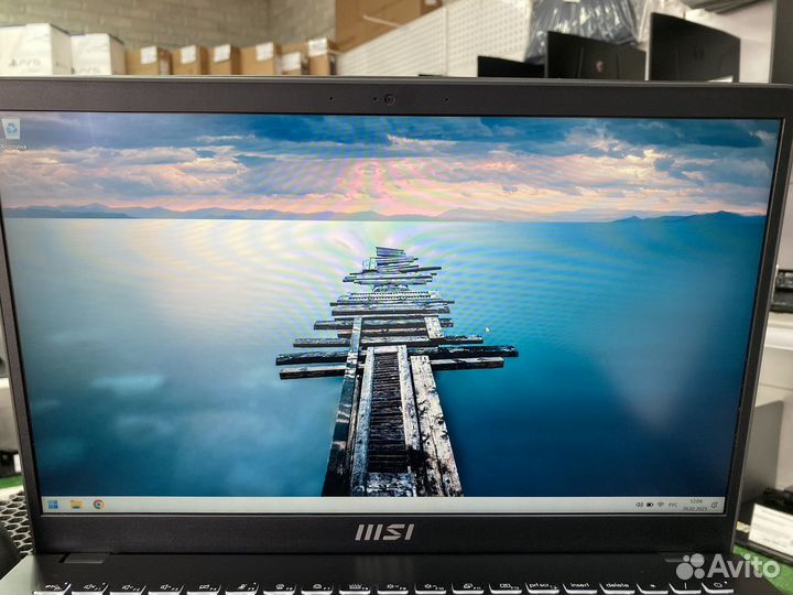 MSI Modern 15 / i3-1215U, 8Gb DDR4, 256Gb SSD