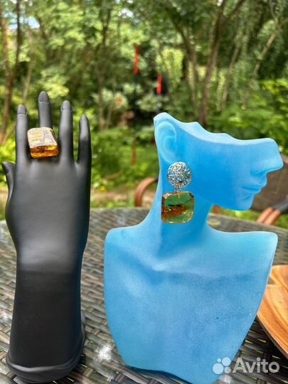 Серьги с янтарем