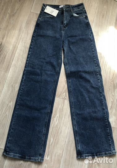 Джинсы новые