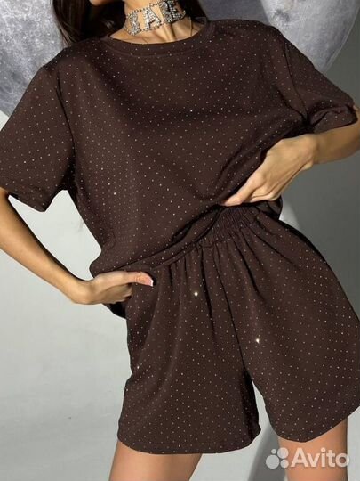 Костюм даойка в стразах