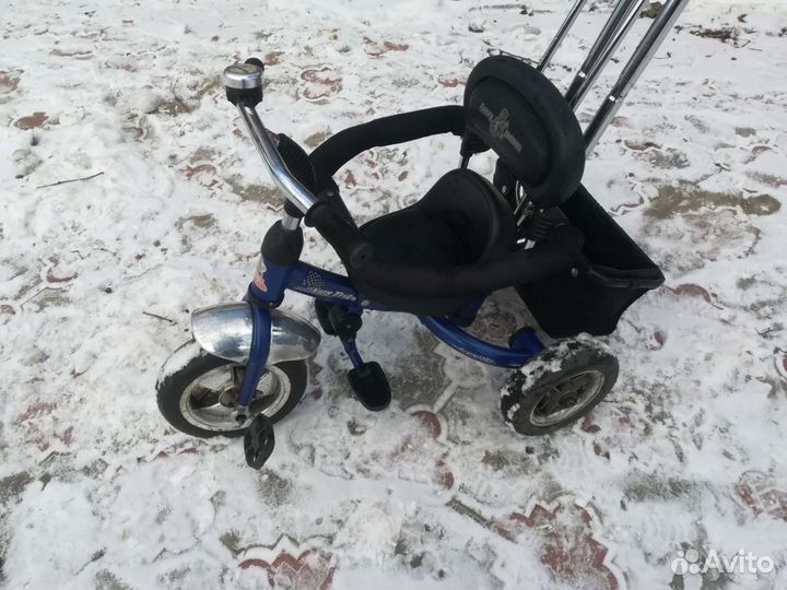 Трехколесный велосипед