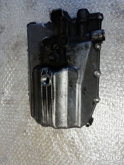 Поддон suzuki RF 900