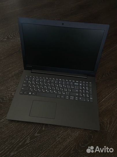 Ноутбук Lenovo