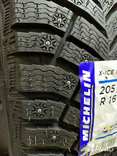Michelin X-Ice North 4 205/65 R16