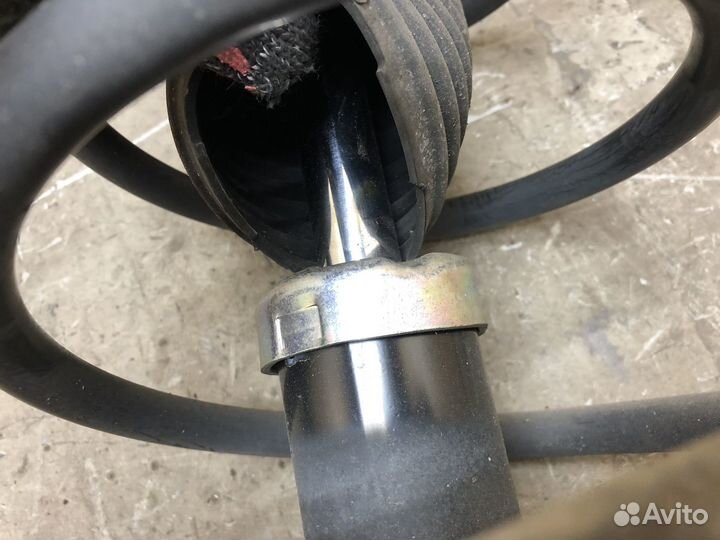 Передние амортизаторы стойки в сборе асх asx