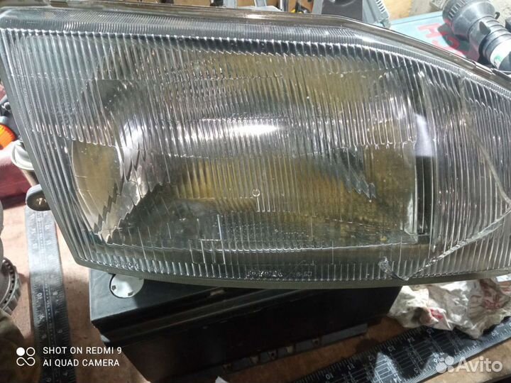 Фара Toyota Granvia