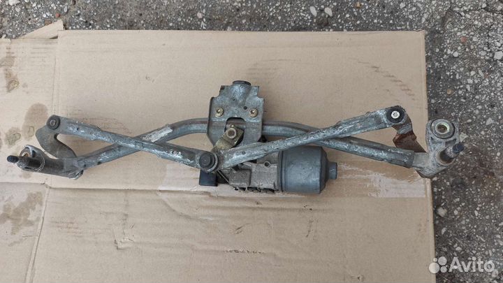 Трапеция дворников Фольксваген Поло 4