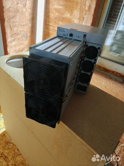 Antminer E9 pro 3680mh бу