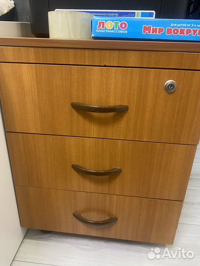 Тумбочка офисная