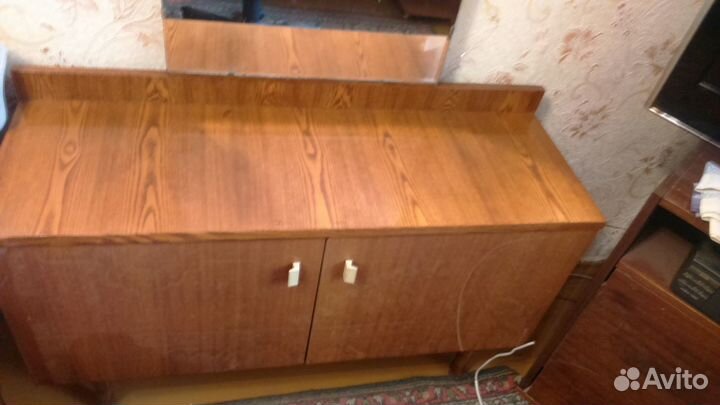 Зеркало с тумбой торг и Трюмо СССР