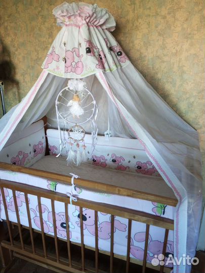 Кровать с балдахином