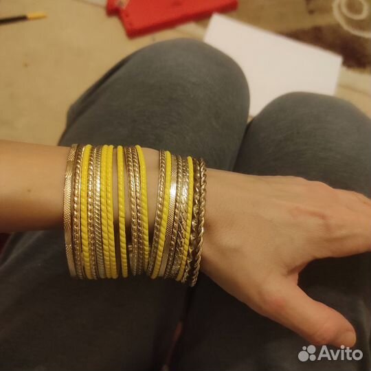 Браслеты набор бижутерия под золото