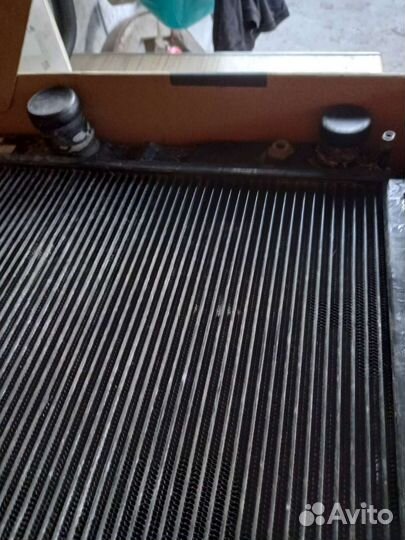 Радиатор охлаждения УАЗ patriot
